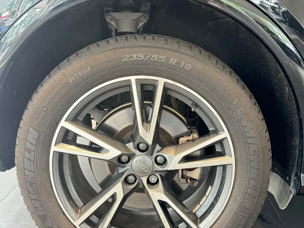 Audi Q5L 2020 40 TFSI Prestige Fashion фото 10