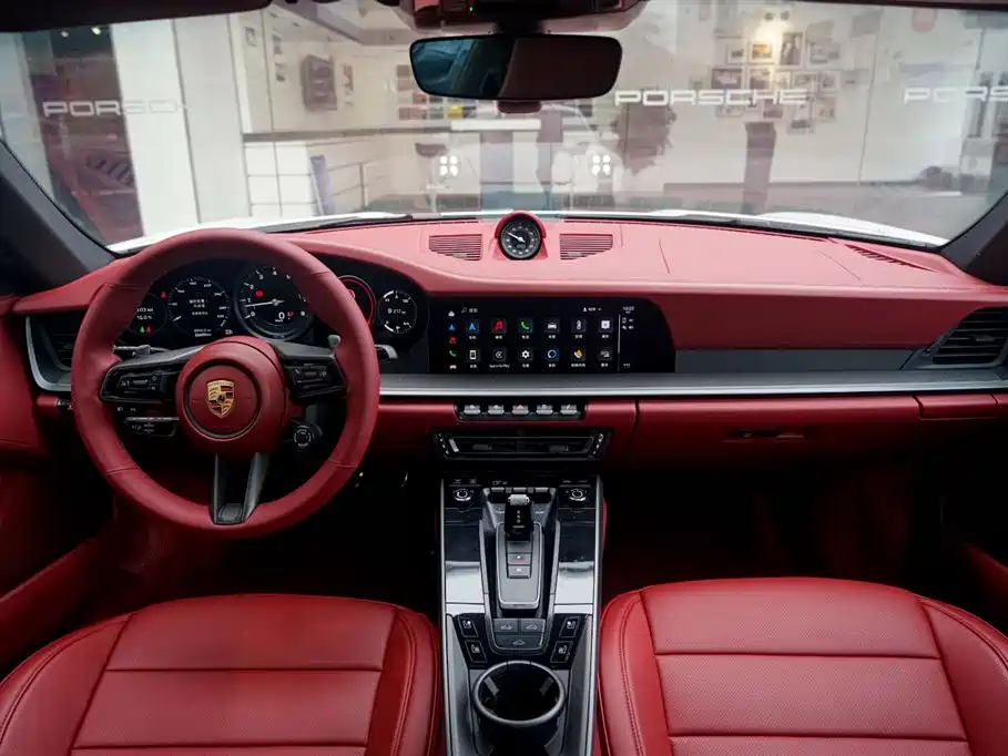 Porsche 911 2023 Carrera 3.0T фото 8