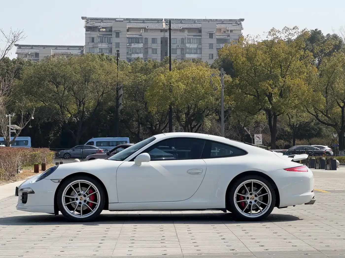 Porsche 911 2012 Carrera S 3.8L фото 7