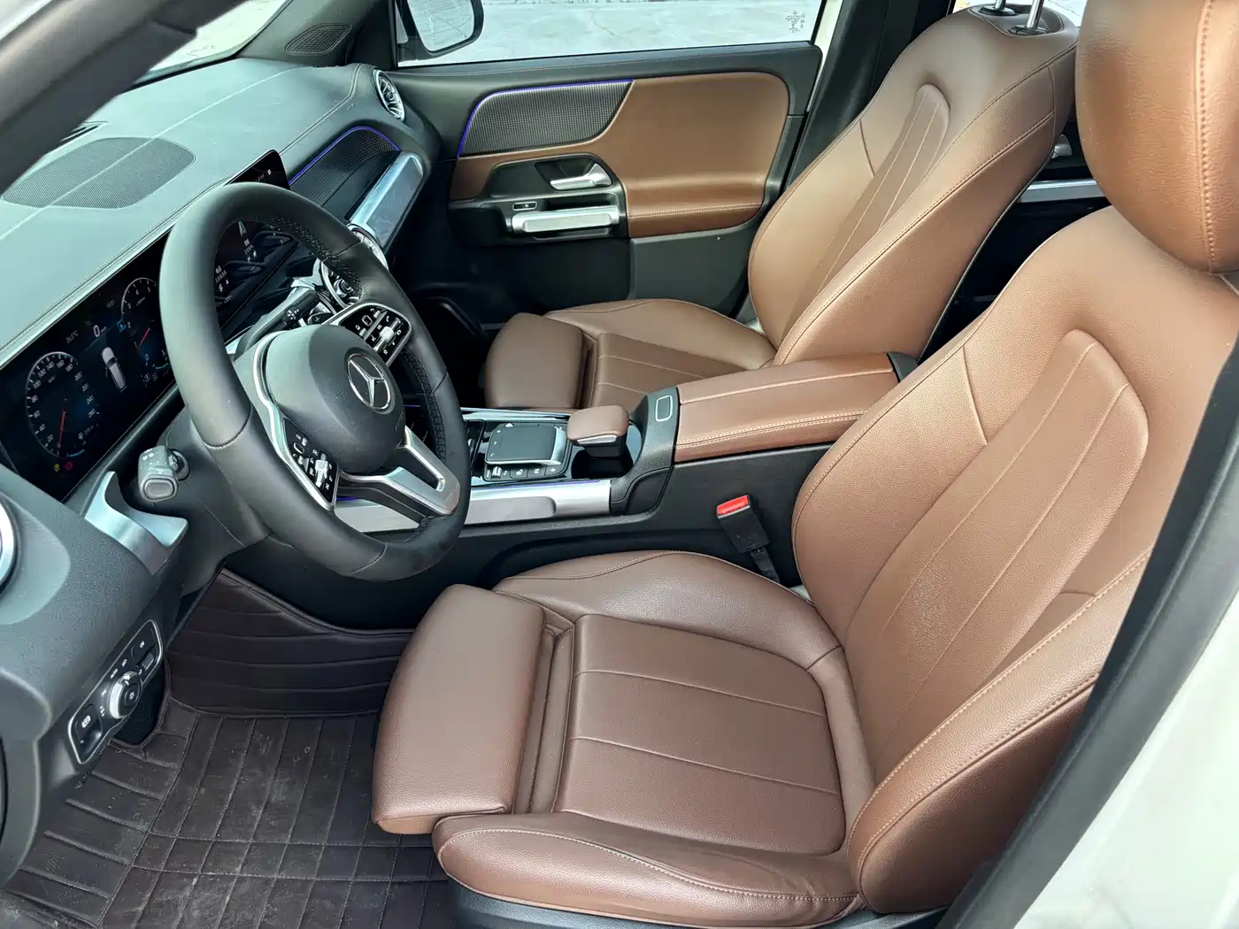 Mercedes-Benz GLB 2022 Model GLB 200 Dynamic Edition фото 8