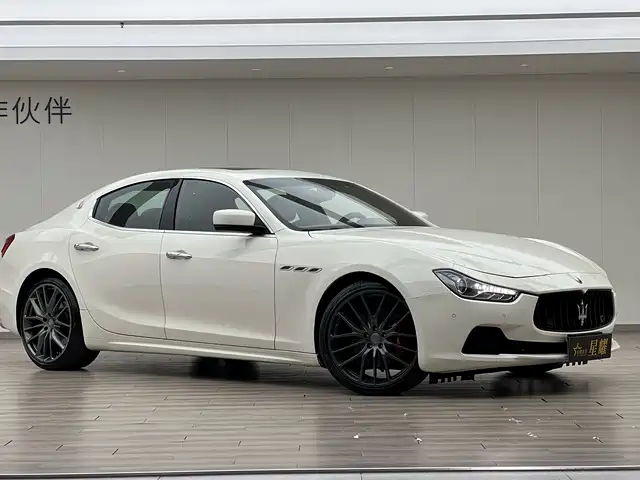 MASERATI GHIBLI