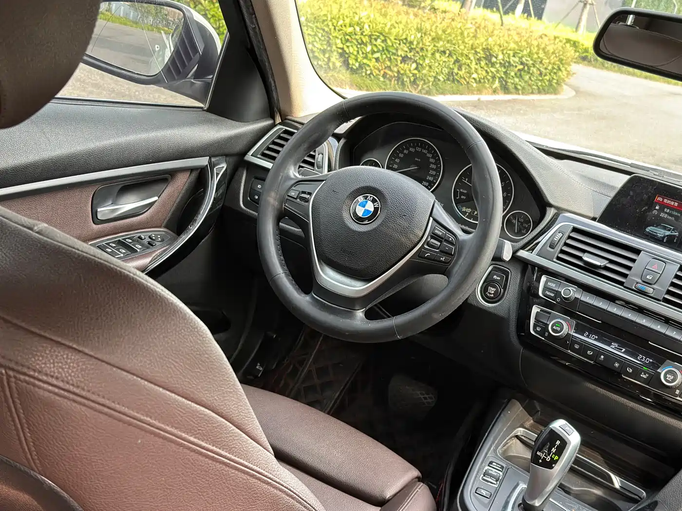 BMW 3 Series 2018 320Li Fashion Style фото 13
