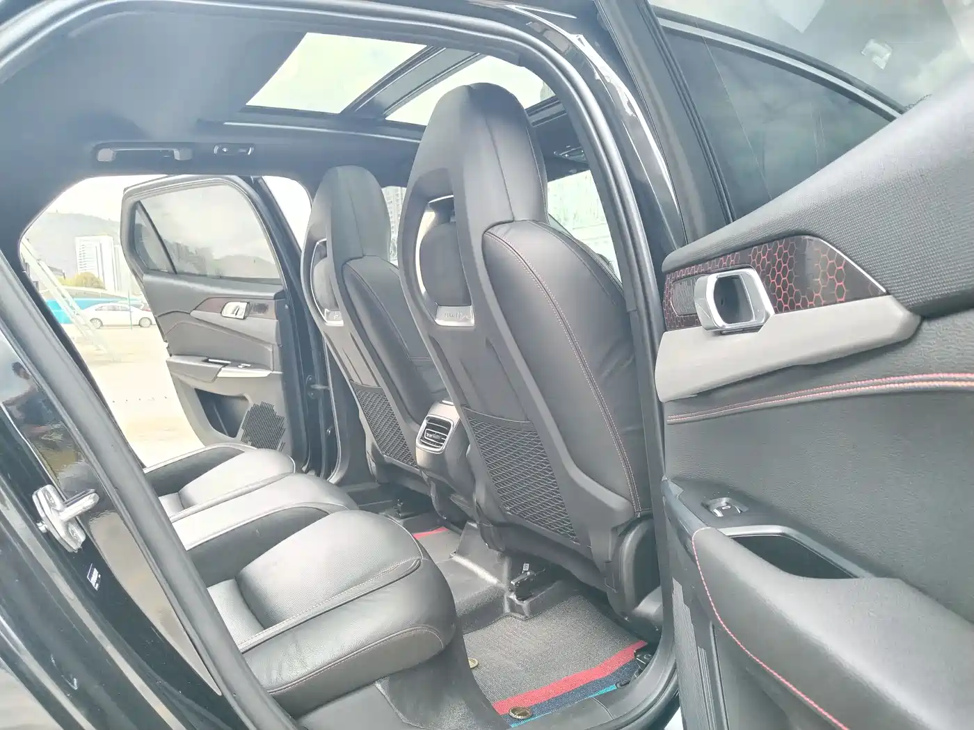 Lynk & Co 03 2018 1.5TD DCT Power Pro Version China V фото 18