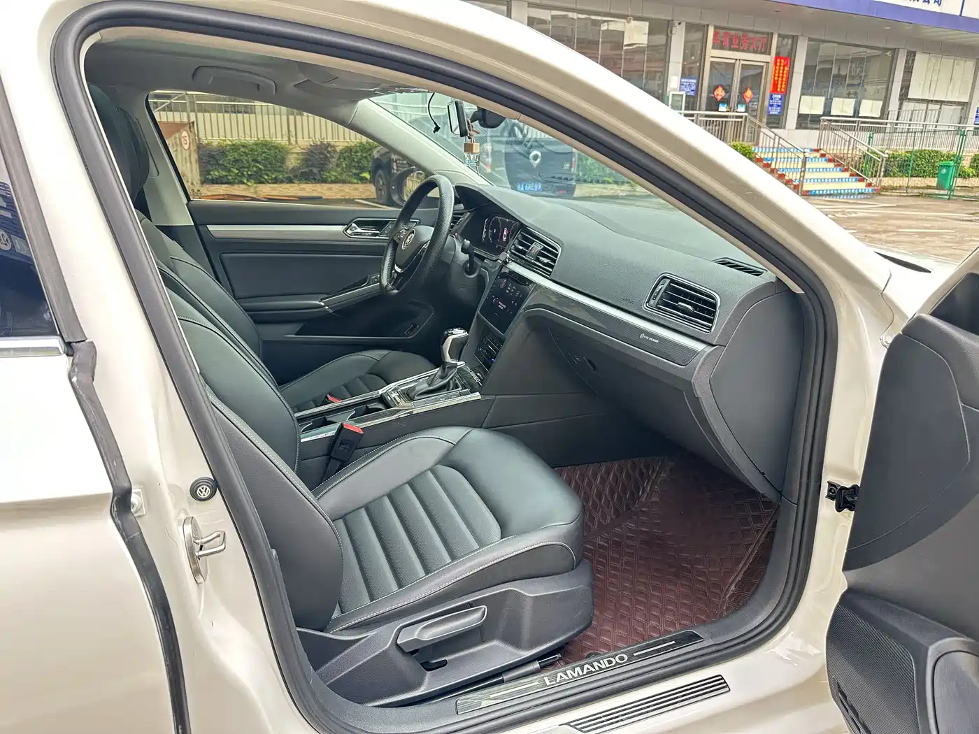 Volkswagen Lamando 2021 280TSI DSG Comfort Edition фото 11
