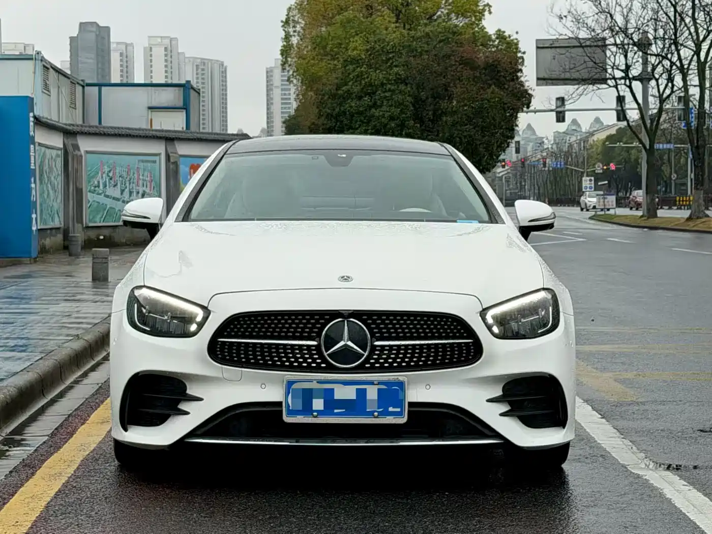 Mercedes-Benz E-Class (Import) 2021 Facelift E 260 Coupe фото 2