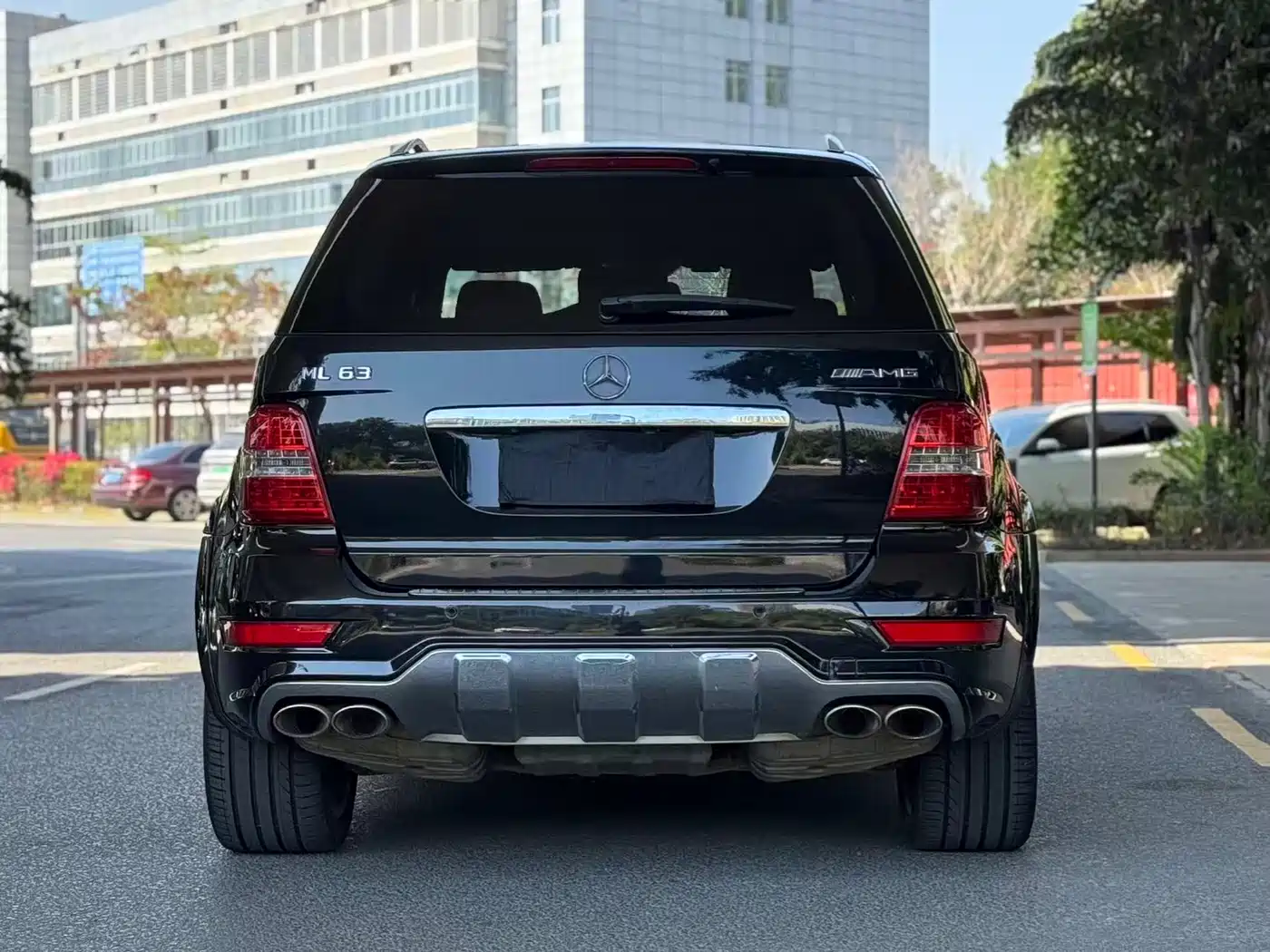 Mercedes-Benz M-Class AMG 2012 AMG ML 63 фото 5