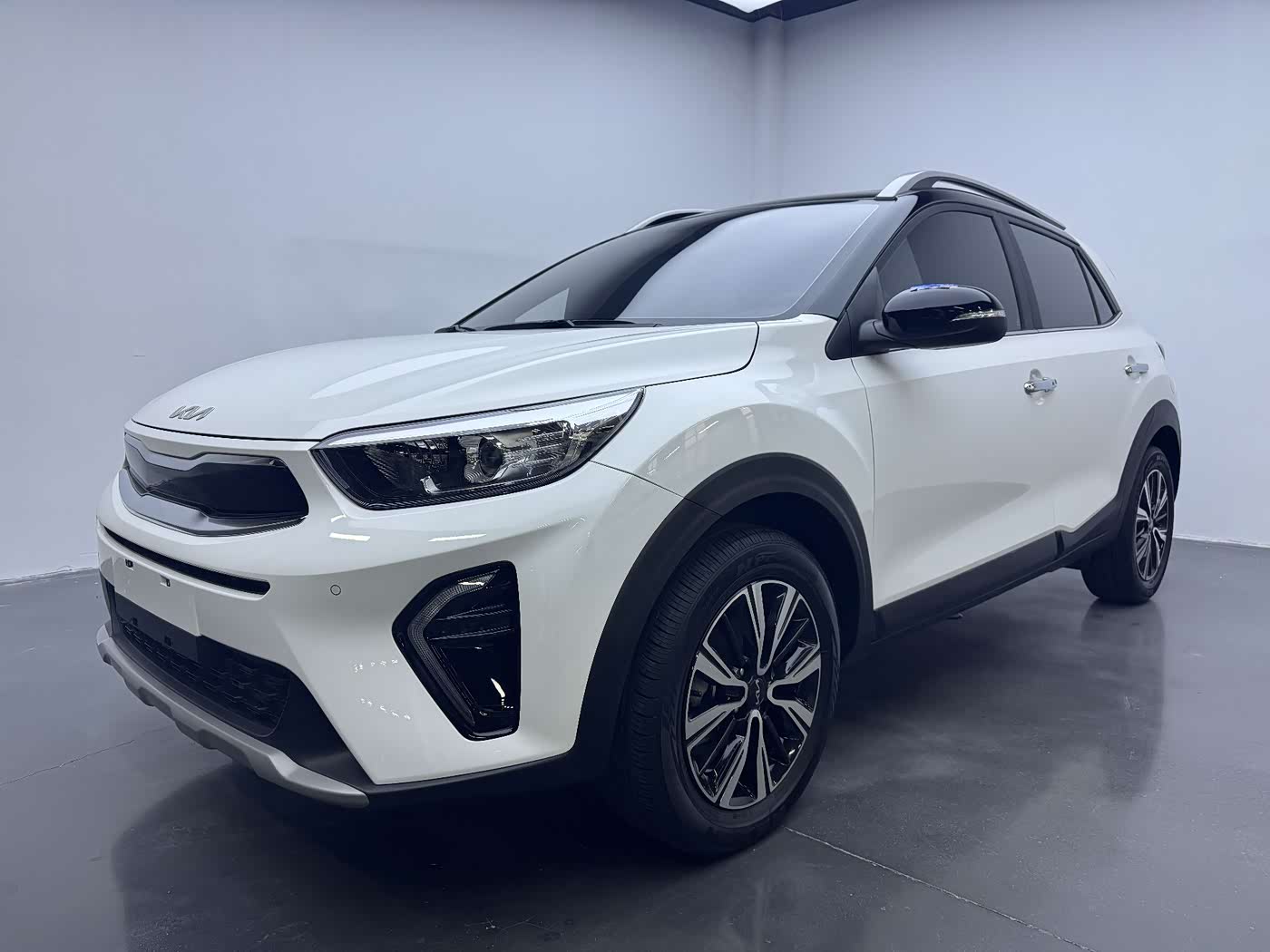 Kia KX1