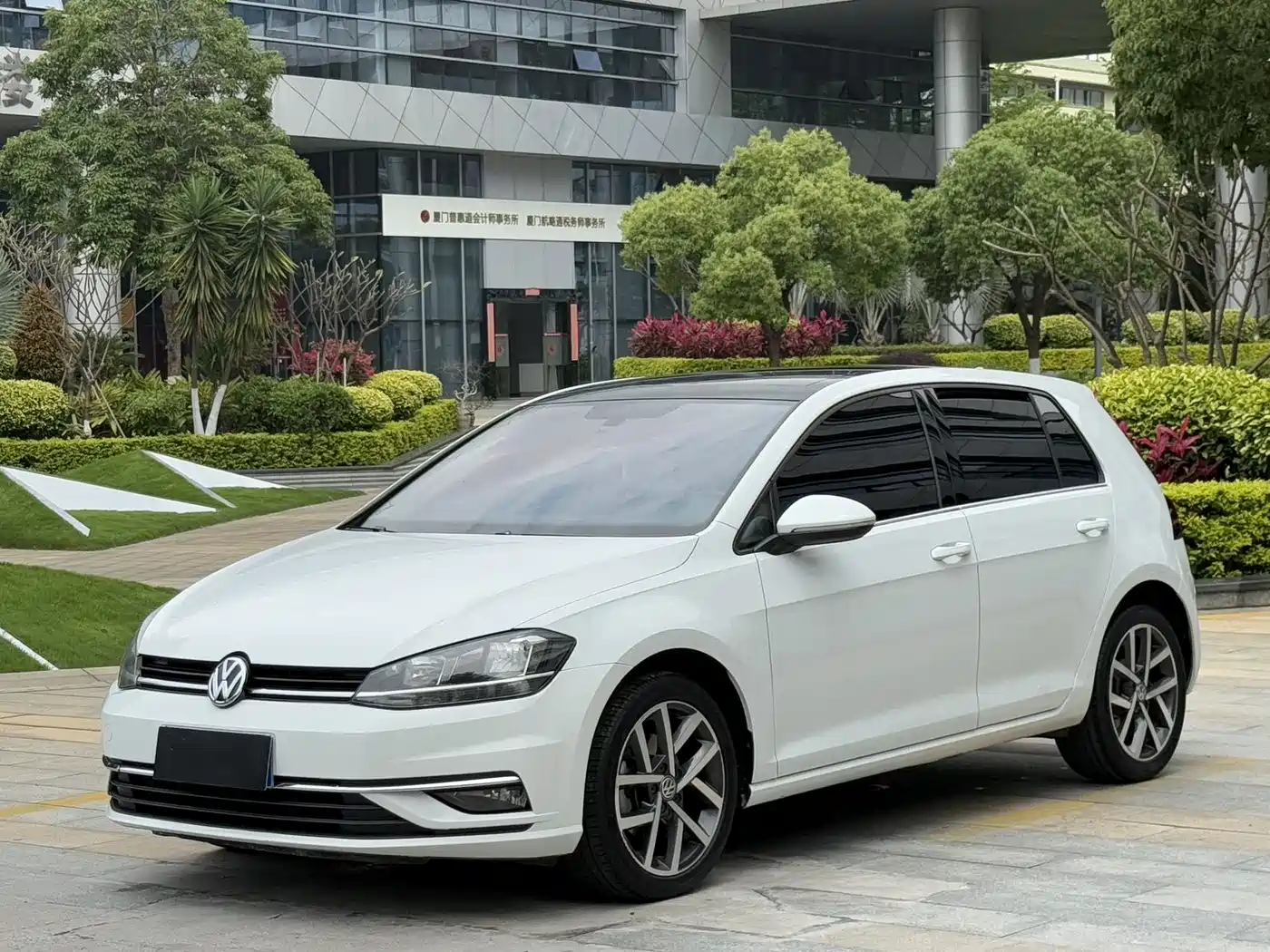 Volkswagen Golf 2018 230TSI Automatic Luxury