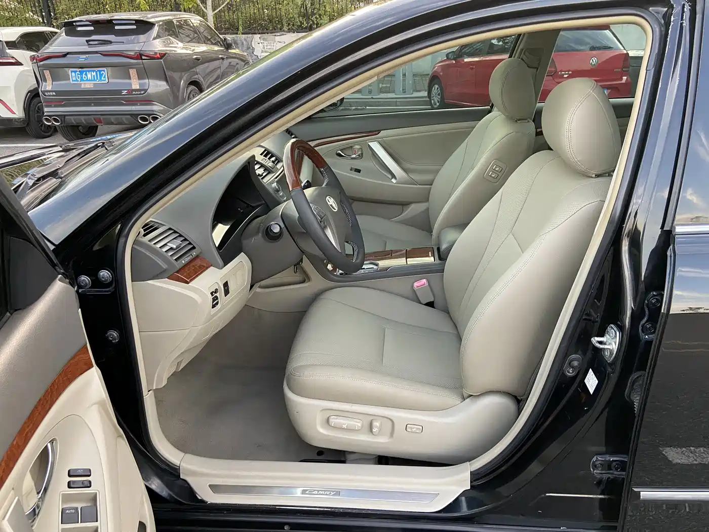 Toyota Camry 2014 2013 200G Classic Luxury Edition