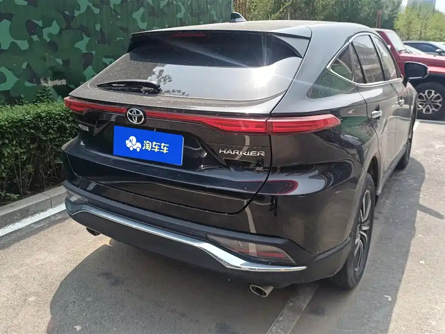 Toyota Lingfang HARRIER 2022 2.0L CVT 2WD Progressive Edition фото 3