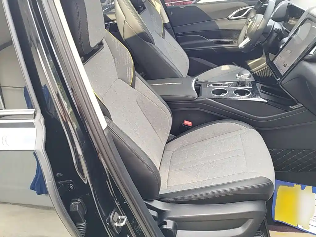 Hongqi HS3 2025 2024 1.5T Aspiration Edition