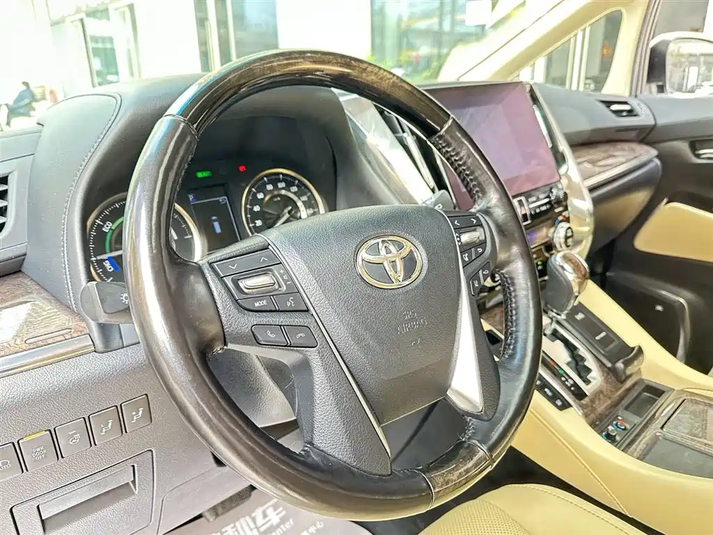 Toyota Vellfire 2020 Twin Engine 2.5L HV Premium Edition фото 23