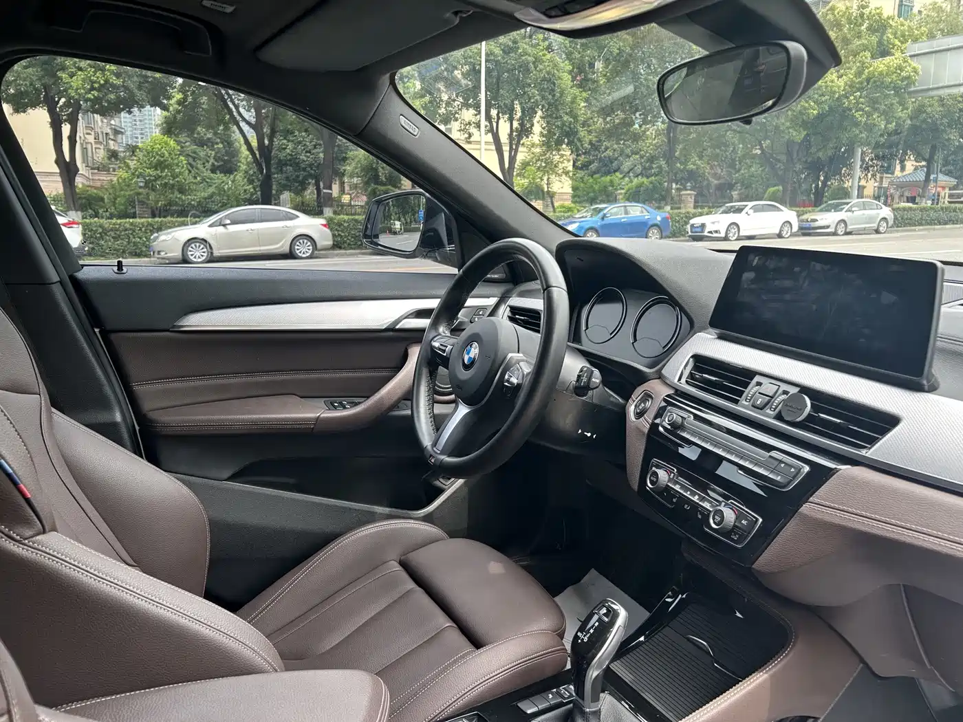 Photo 14 - BMW X2