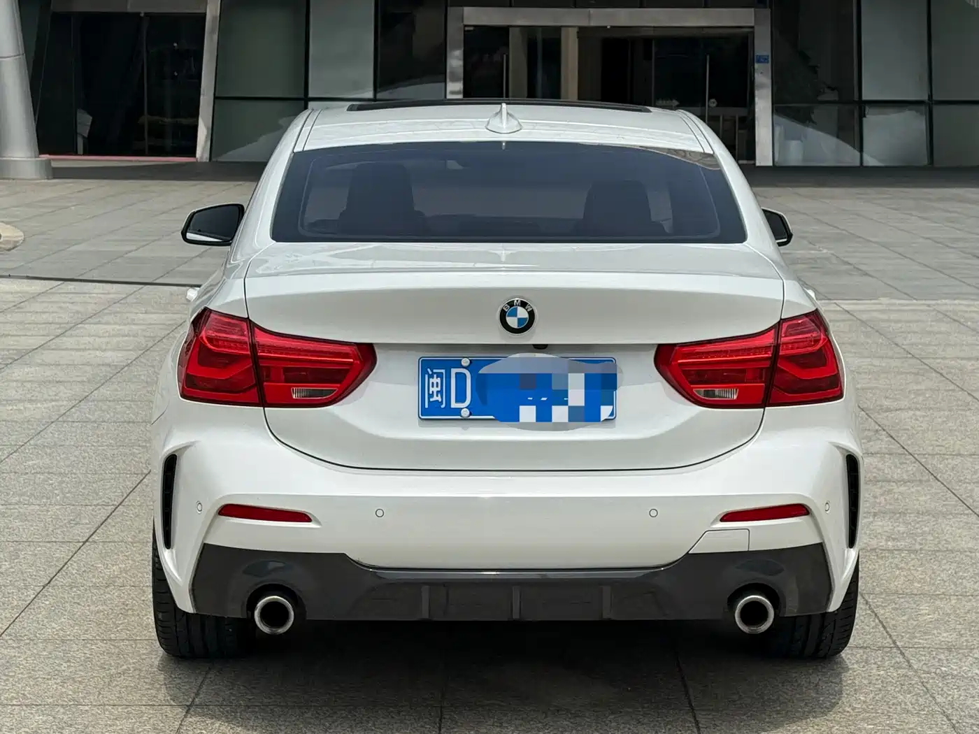 BMW 1 Series 2019 120i Leading M Sport Package фото 5