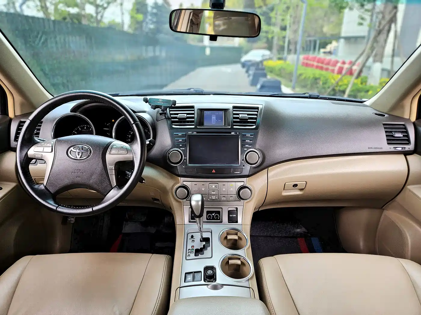Toyota Highlander 2009 3.5L 4WD 7-seater Luxury Edition фото 7