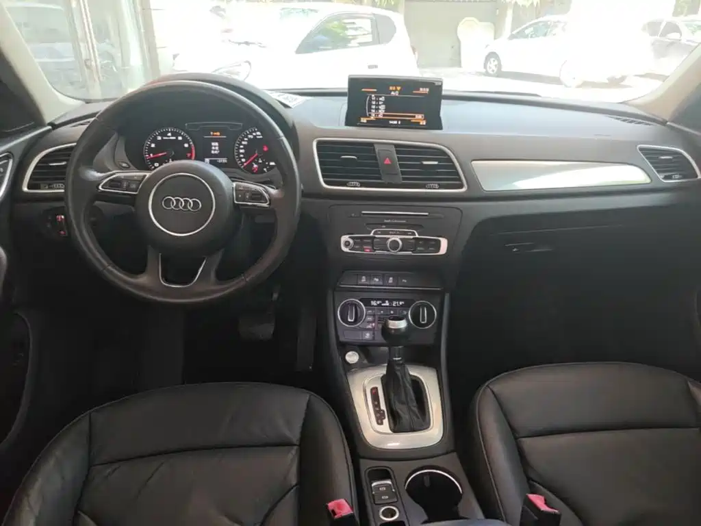 Фото 10 - Audi Q3