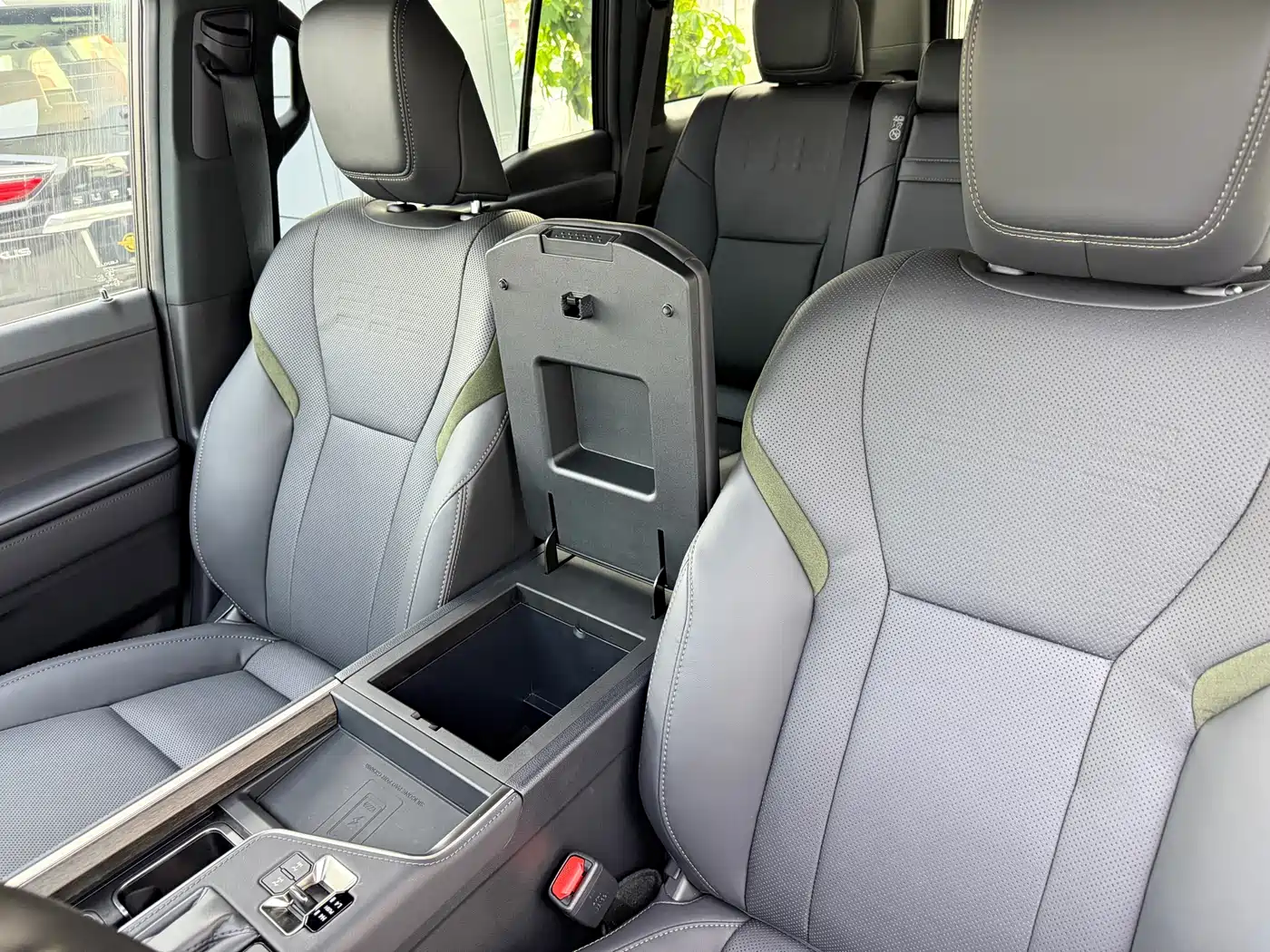 Lexus GX 2024 OVERTRAIL Summit Edition фото 12