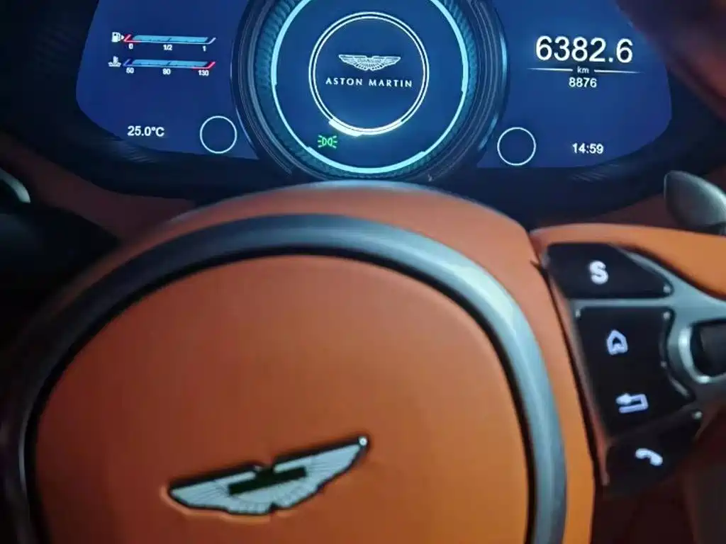 Aston Martin DB11 2021 2022 4.0T V8 Volante