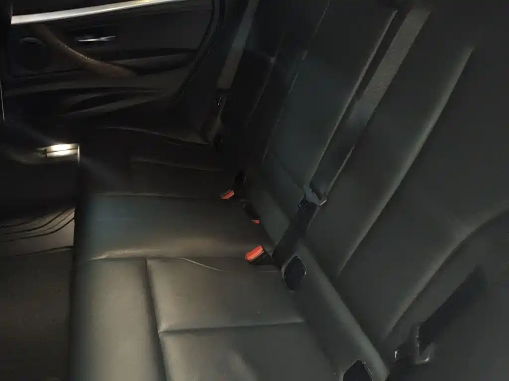 BMW 3 Series GT 2013 320i Style Design Package фото 14