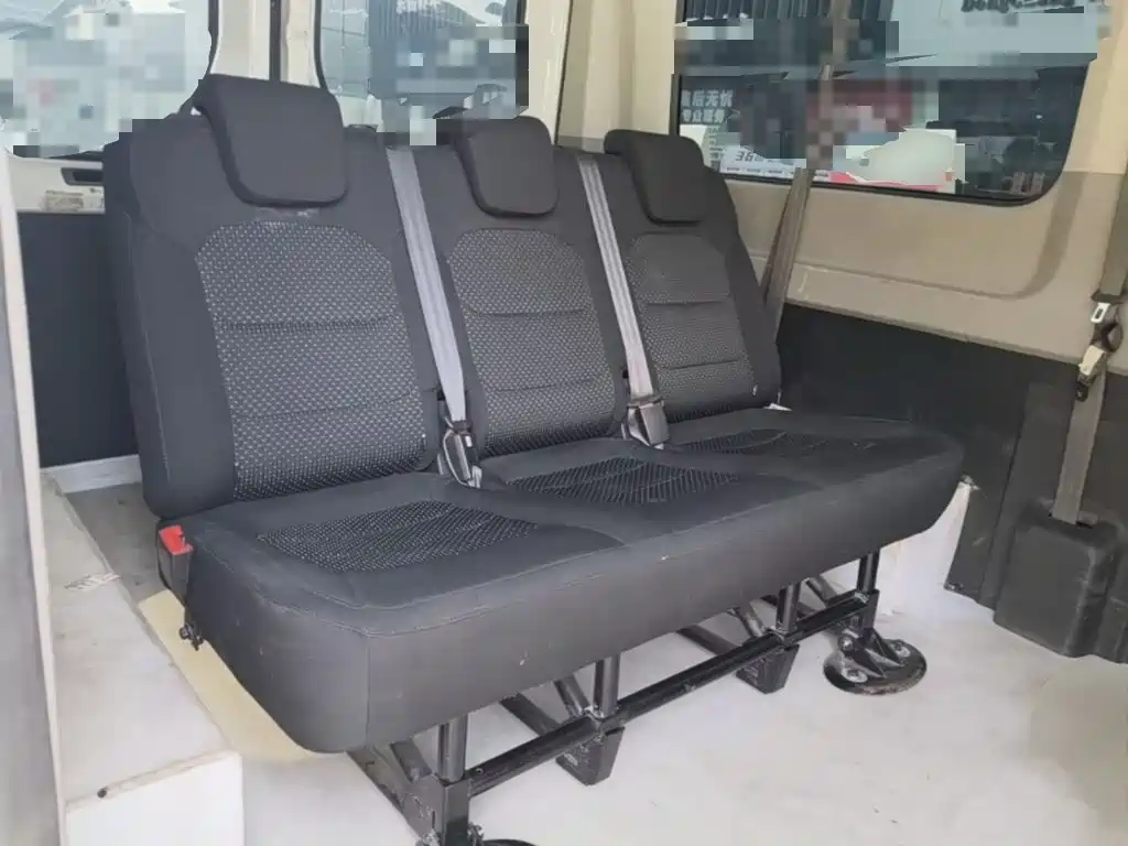 SAIC Maxus Xintu V90 2023 2022 2.0T Manual Zhiyun King RWD Long Wheelbase High Roof Single Rear Tire 6/7-Seater