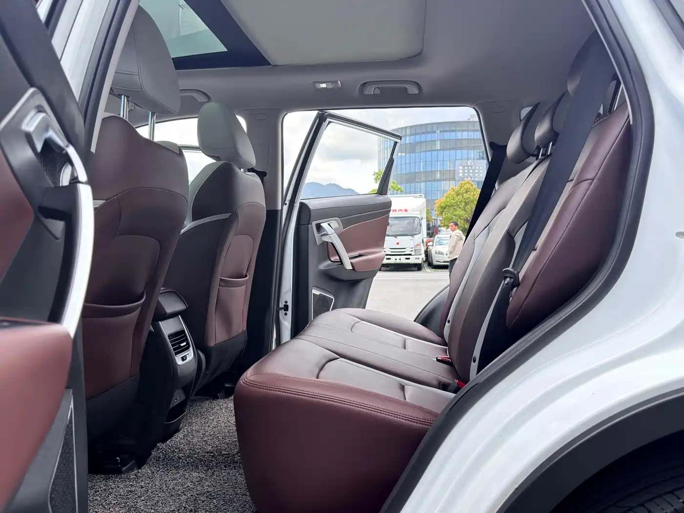 GEELY AUTOMOBILE BOYUE