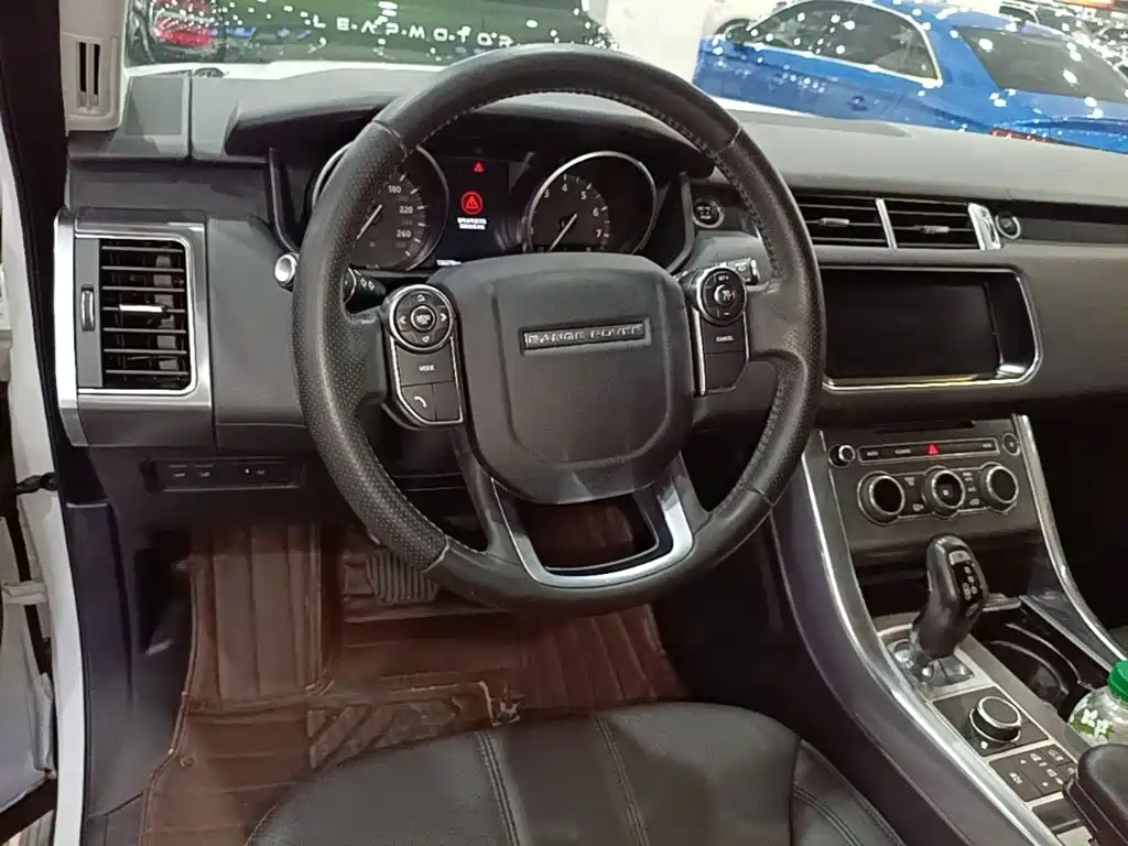 Фото 11 - Land Rover Range Rover Sport