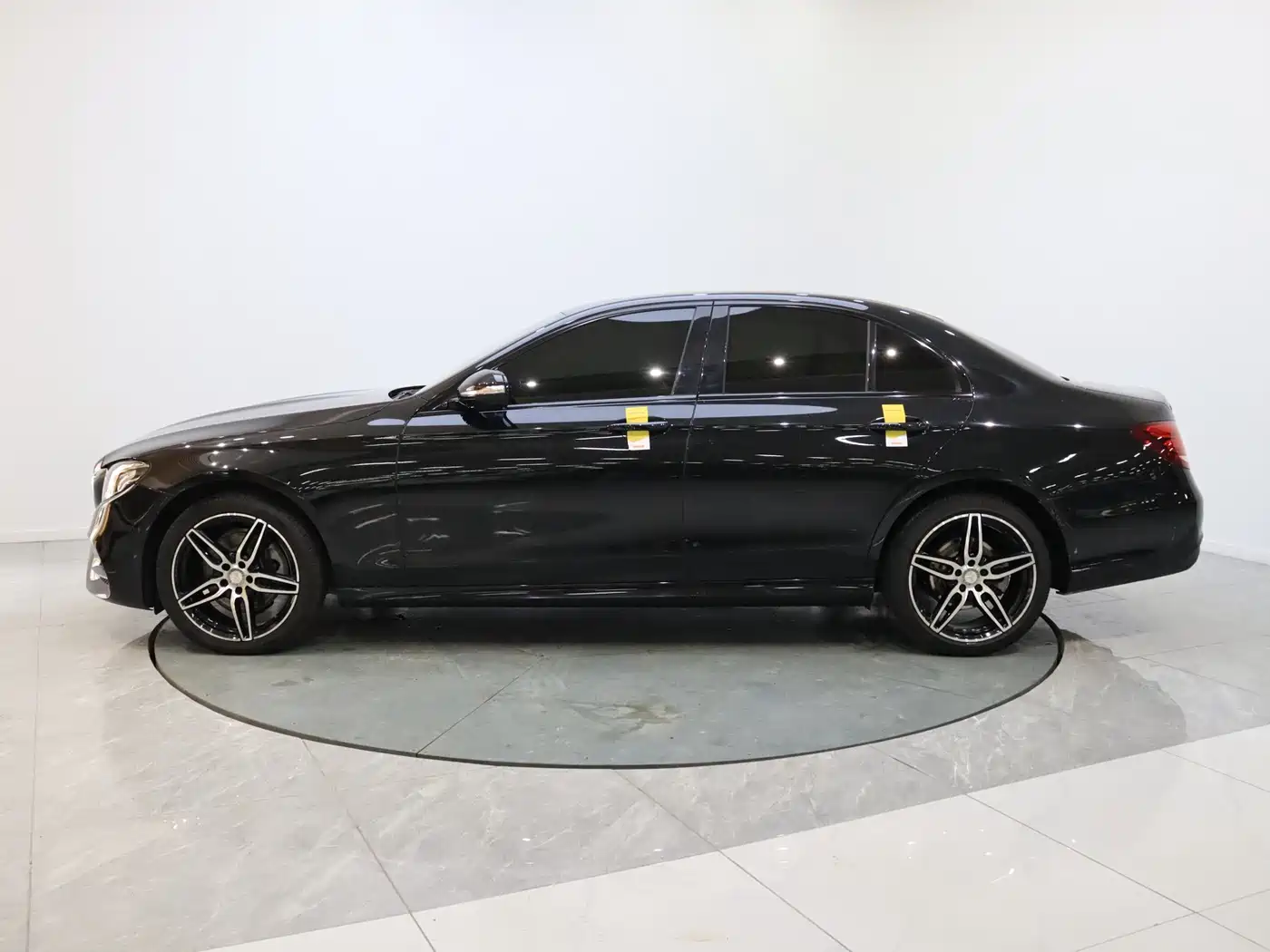 Mercedes-Benz E-Class 2017 E 200 Sport 4MATIC фото 5