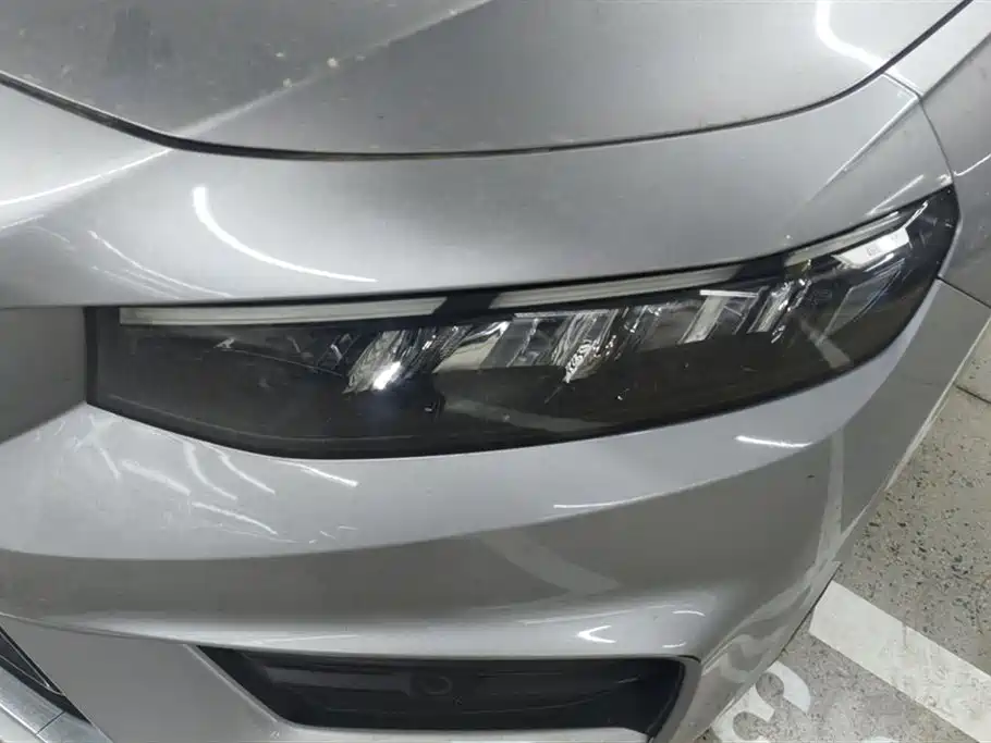 GEELY AUTOMOBILE XINGRUI