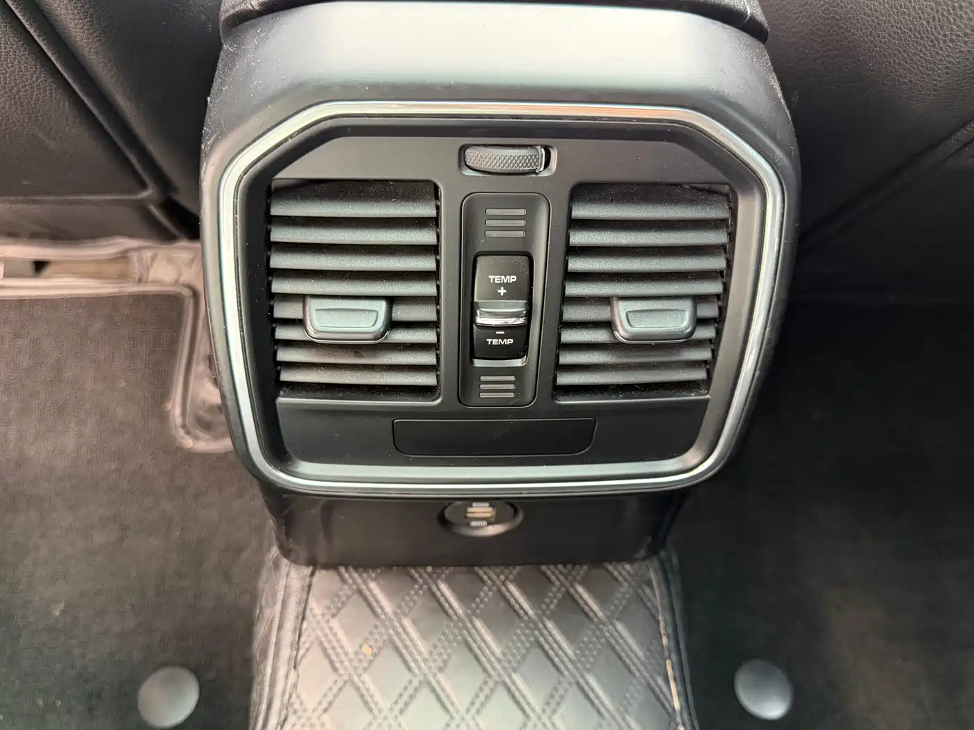 Porsche Macan 2017 Macan 2.0T фото 10