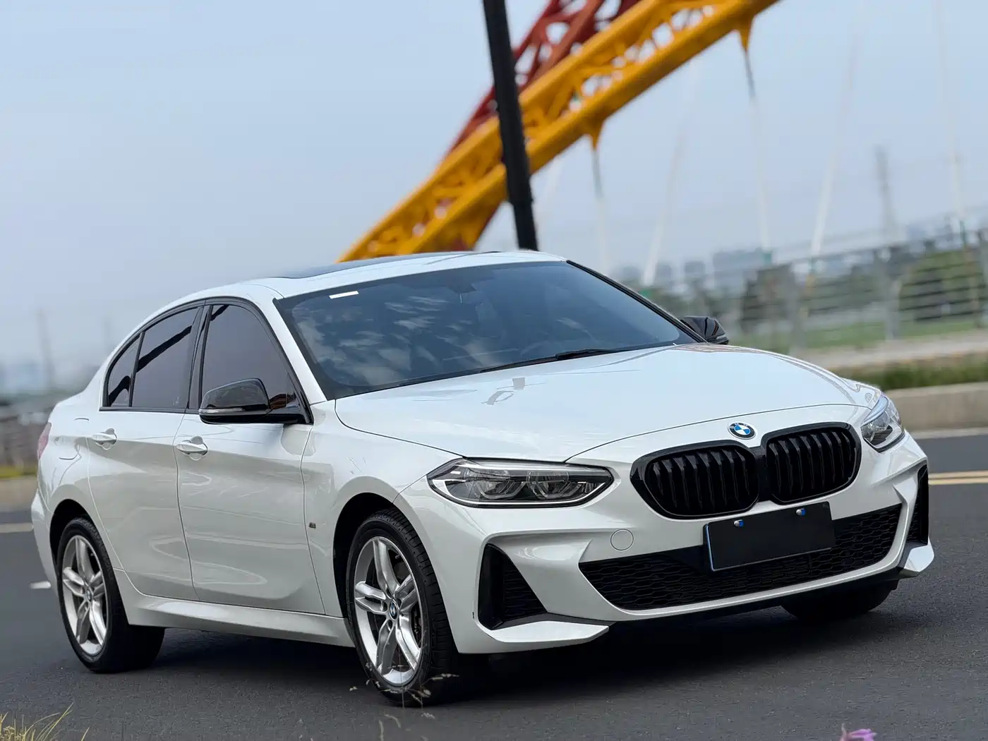 BMW 1-SERIES