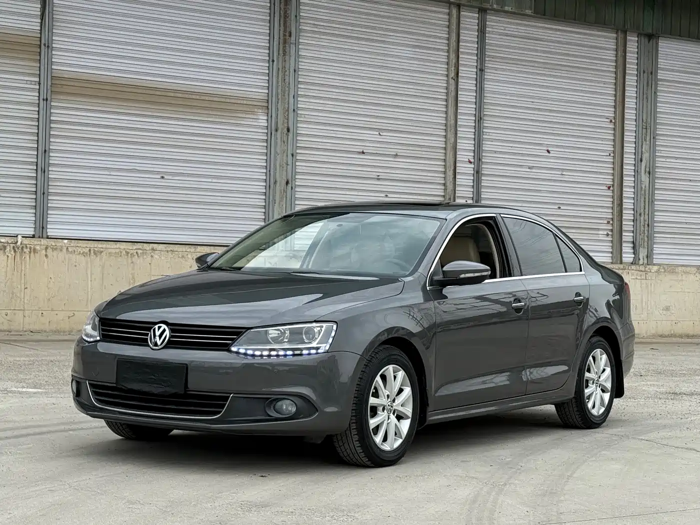 Volkswagen Sagitar 2012 1.4TSI Manual Luxury
