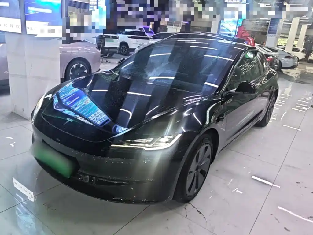 Tesla Model 3 2023