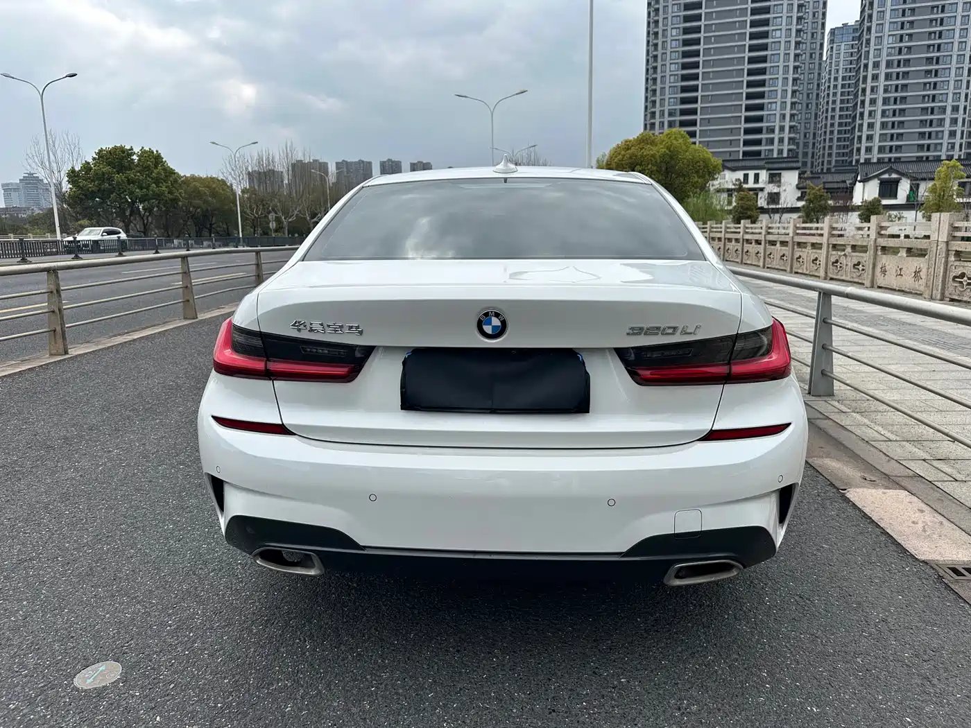 BMW 3 Series 2021 320Li M Sport Package фото 10