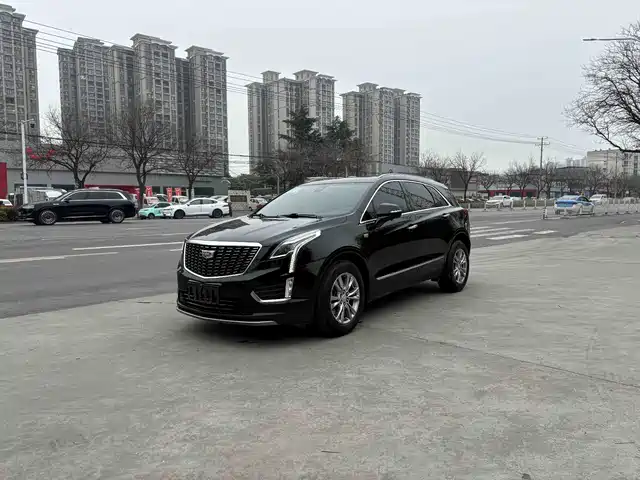 CADILLAC XT5