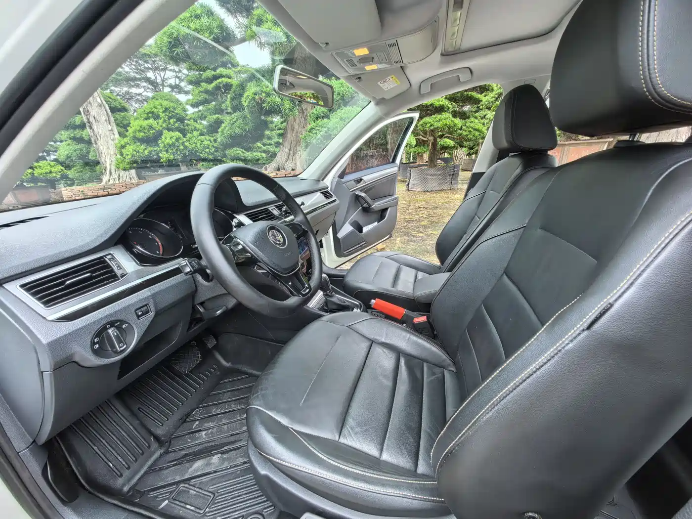 Volkswagen Bora 2017 1.6L Automatic Comfort фото 5