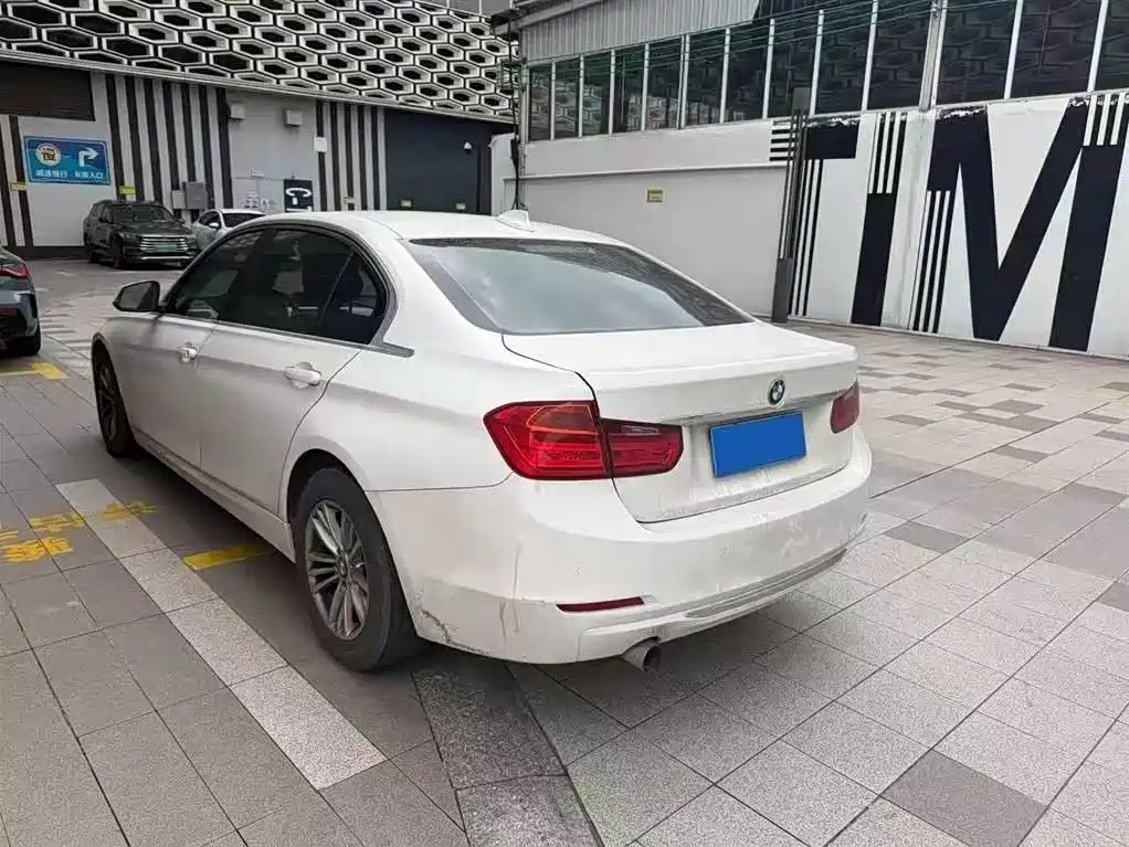 BMW 3 Series 2015 320Li Fashion фото 7