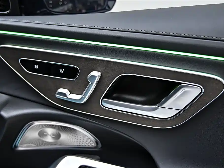 Mercedes-Benz E-Class 2025 Facelift E 300 L Premium фото 32