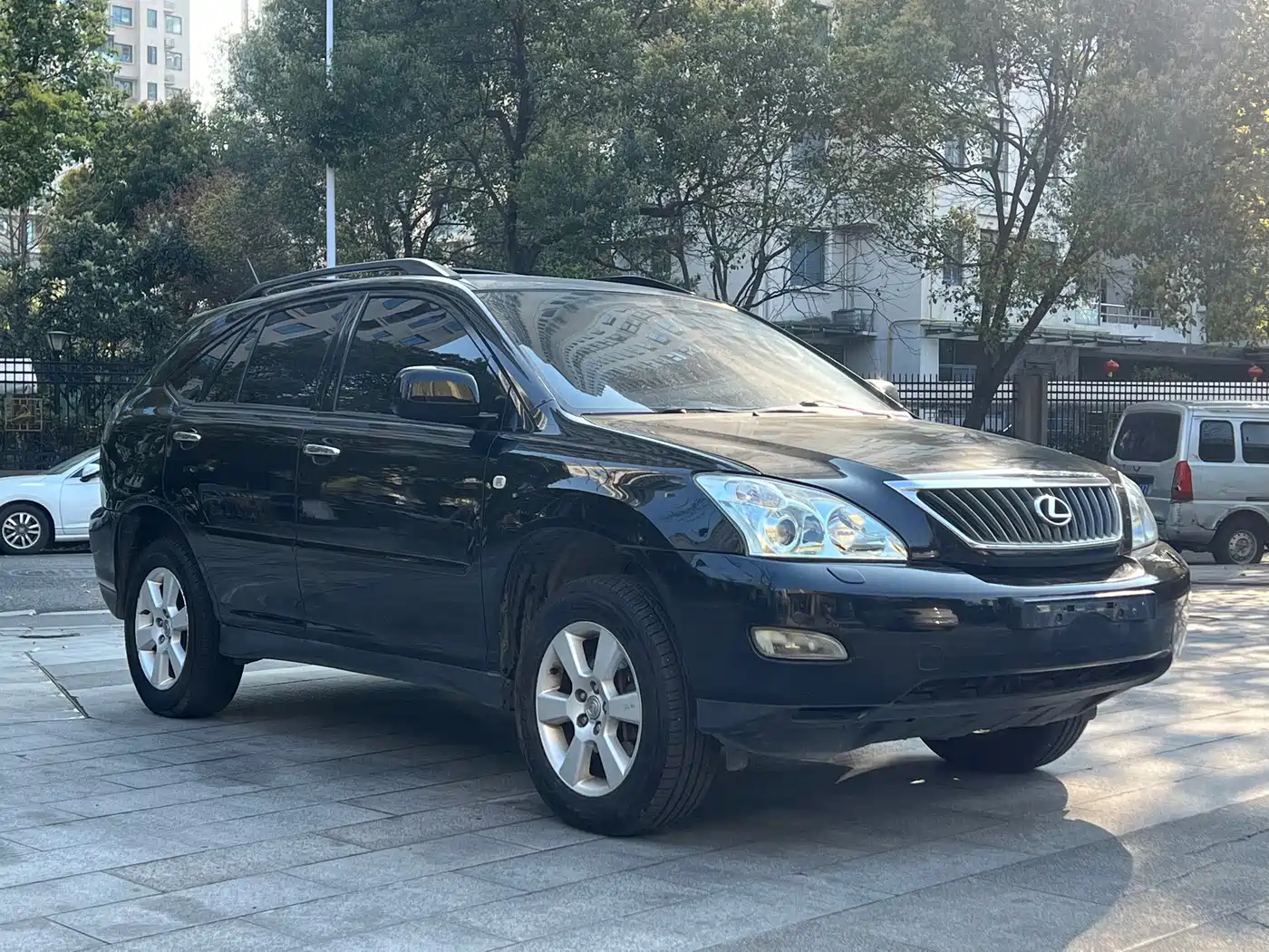 Lexus RX Classic 2009 Model 350 Luxury Edition фото 3