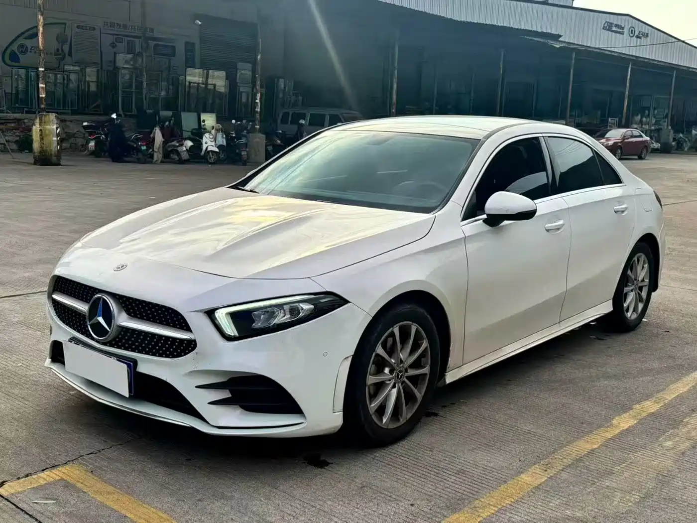 Mercedes-Benz A-Class 2022 A 200 L Sport Sedan Dynamic