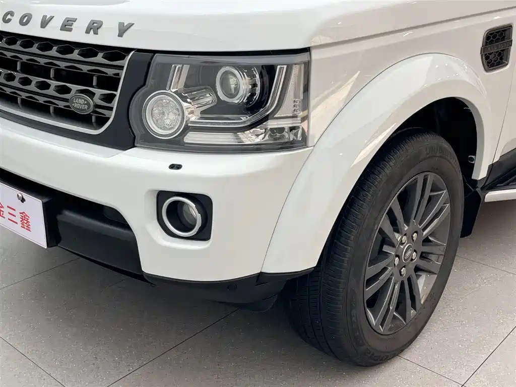 Land Rover Discovery 2016 3.0 SC V6 SE фото 5
