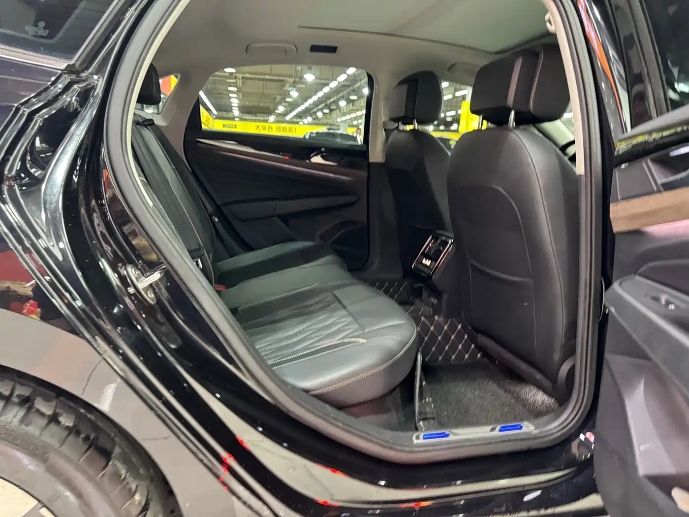 VOLKSWAGEN PASSAT NEW ENERGY