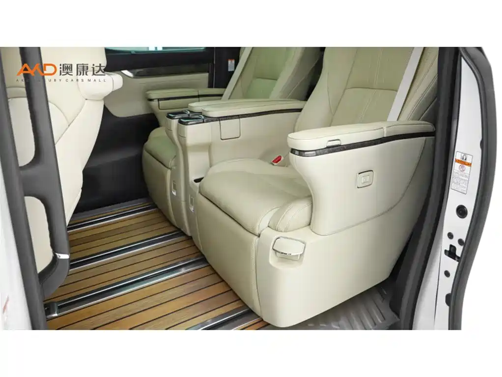 Toyota Vellfire 2021 Crown Hybrid 2.5L HV Supreme Edition фото 7