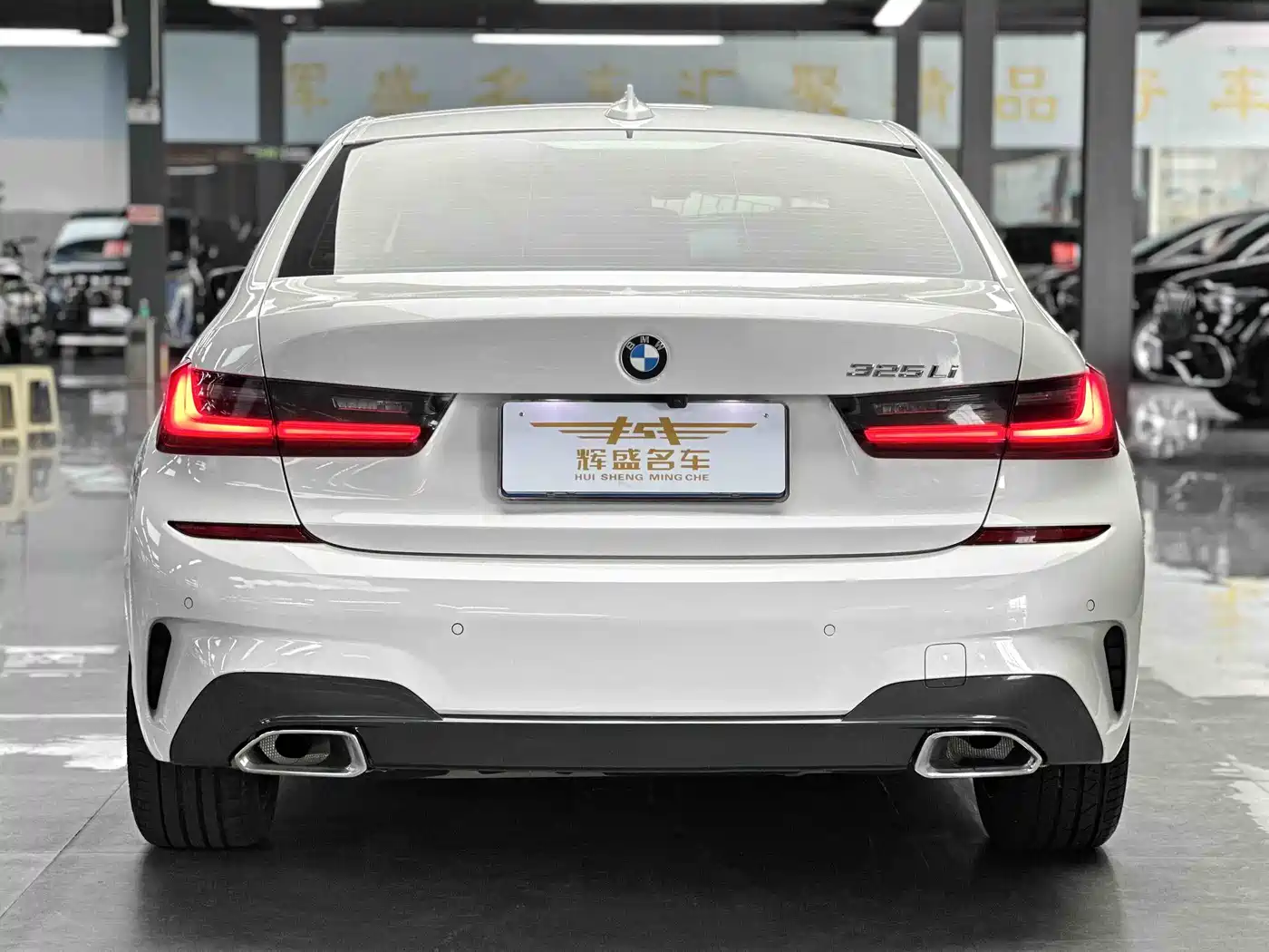 BMW 3 Series 2022 325Li M Sport Package фото 4