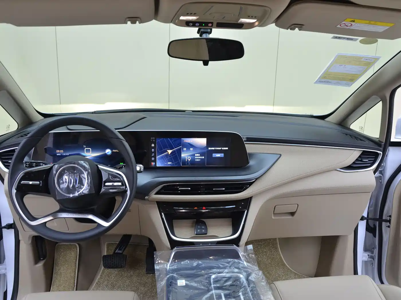 Buick GL8 2025 Land Business Class Comfort DG Edition фото 12