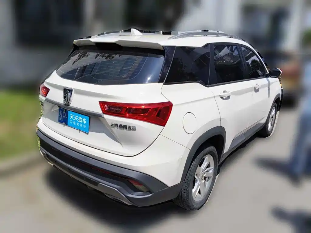 Baojun 530 2019 2019 1.5T CVT Elite Edition China VI