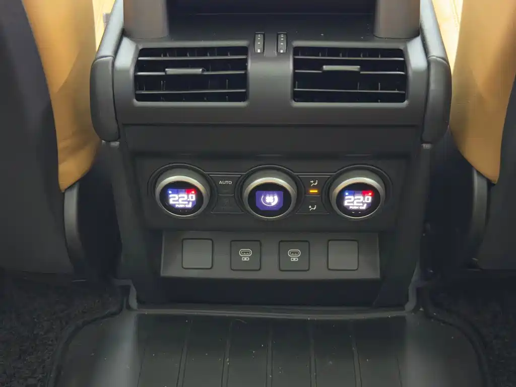 Land Rover Defender 2026 2024 90 3.0T P400 HSE