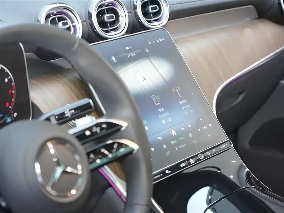 Mercedes-Benz GLC 2024 GLC 300 L 4MATIC Dynamic 7-seater фото 11