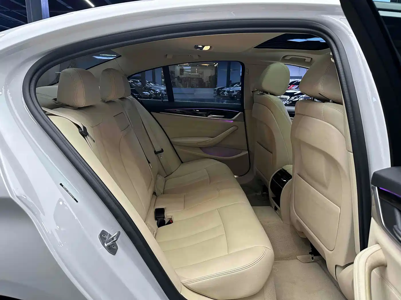 BMW 5 Series (Import) 2018 530i M Sport Package фото 8