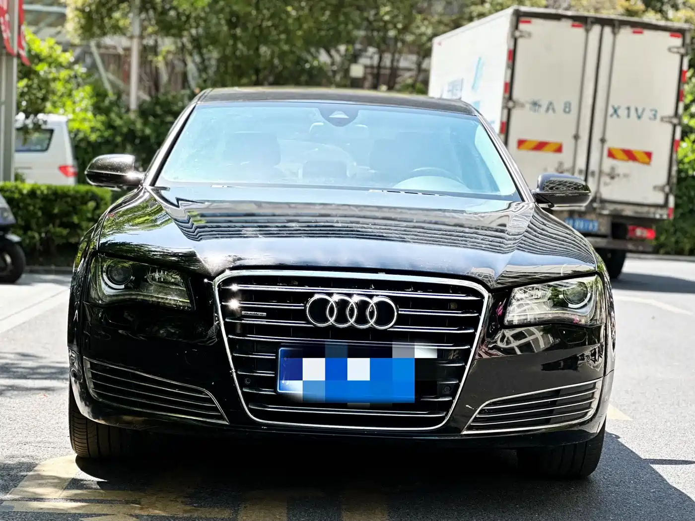 Audi A8 2013 A8L 30 FSI Comfort фото 2