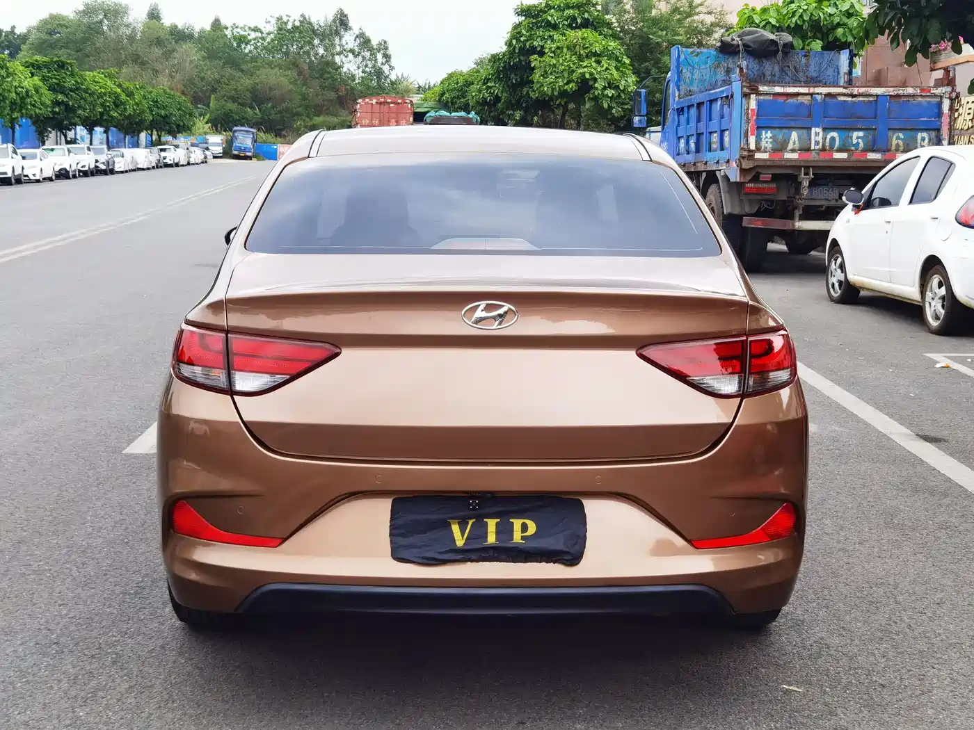 Hyundai Elantra 2018 1.6L Automatic Value Edition GLS China VI фото 5
